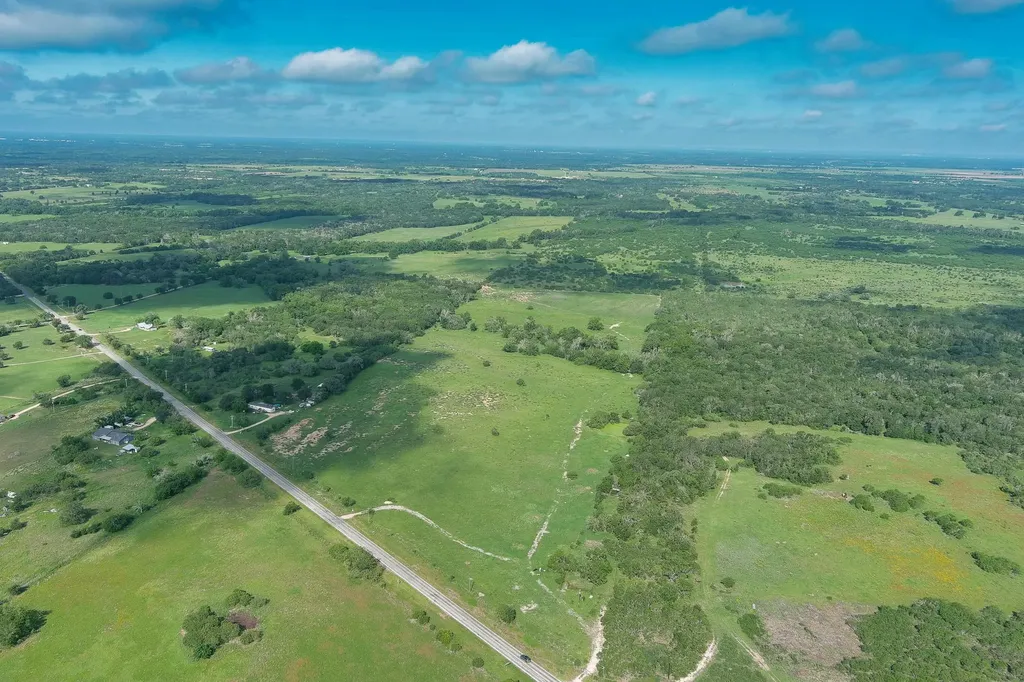 9411 Fm 86 Highway Lockhart TX 78644