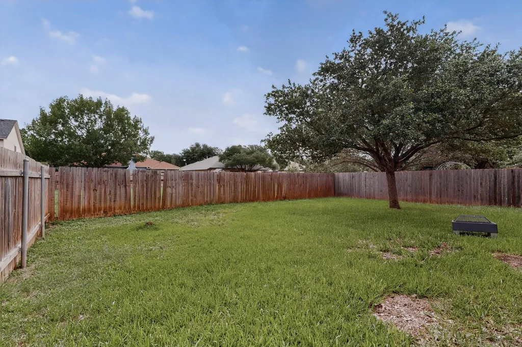 4628 Hoffman Drive Austin TX 78749
