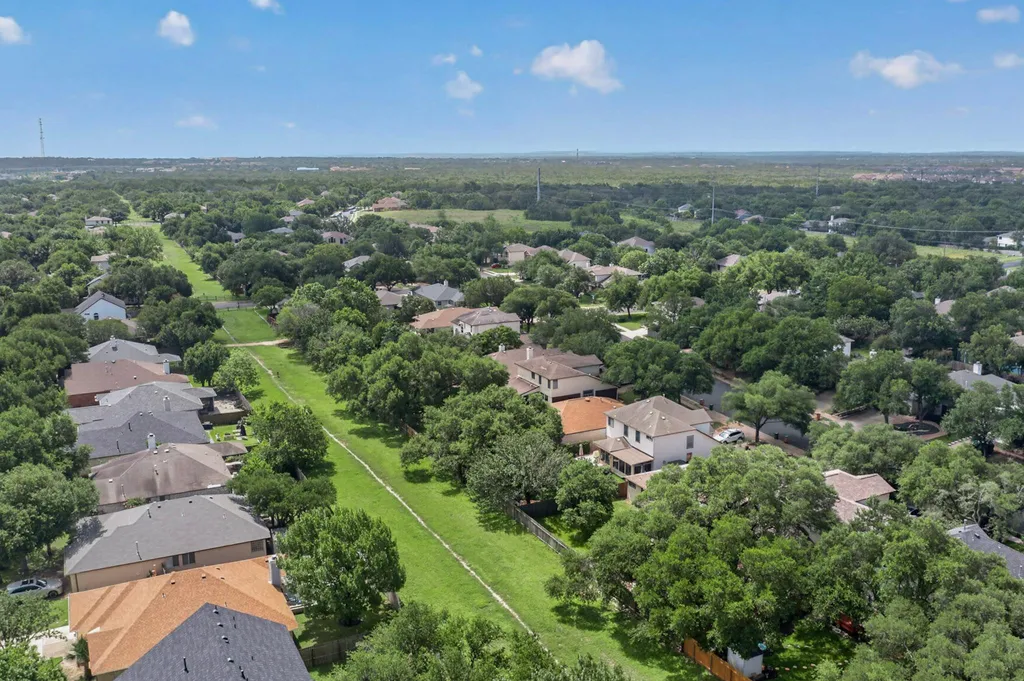 4628 Hoffman Drive Austin TX 78749