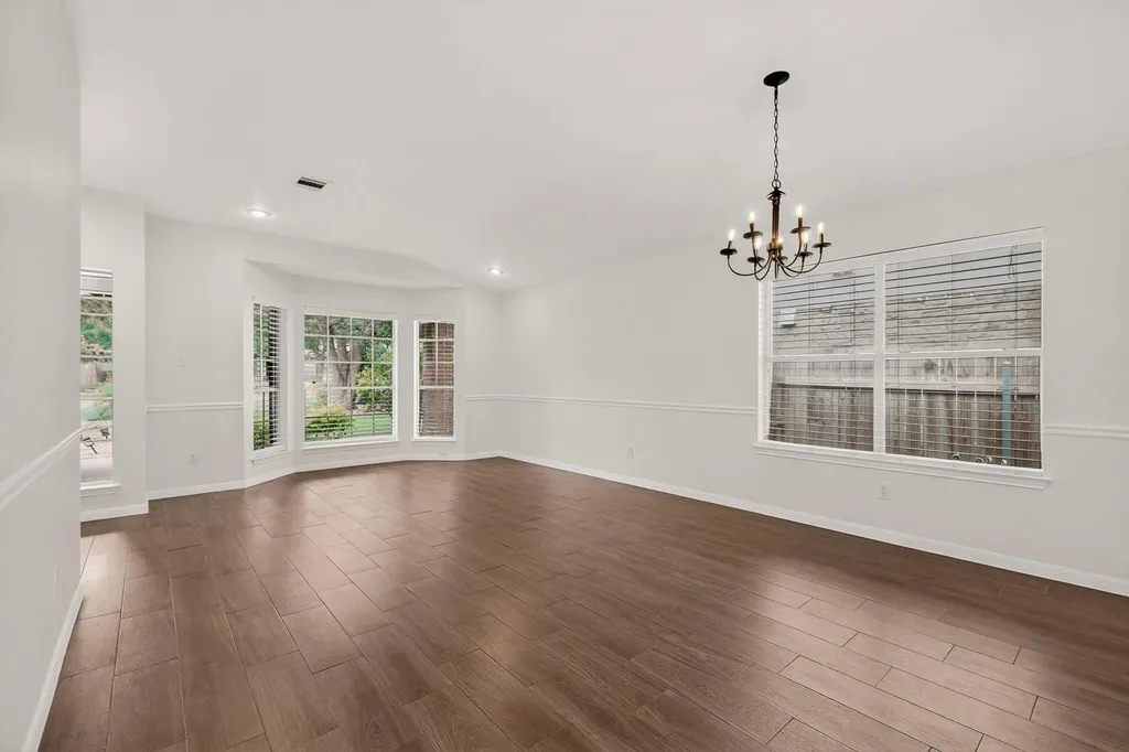 4628 Hoffman Drive Austin TX 78749