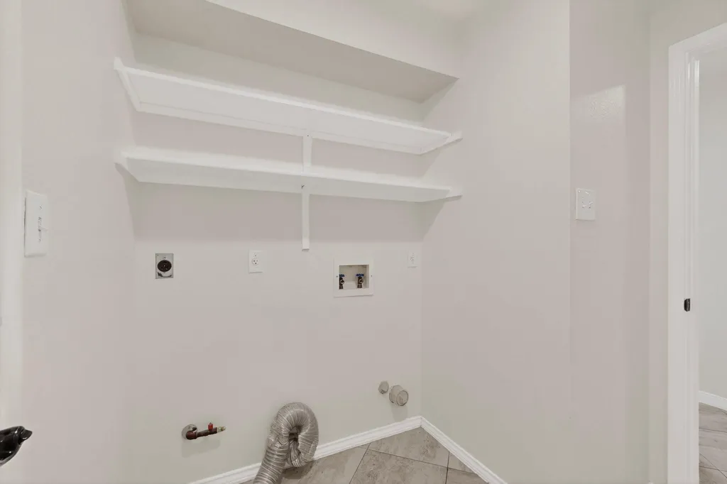 4628 Hoffman Drive Austin TX 78749