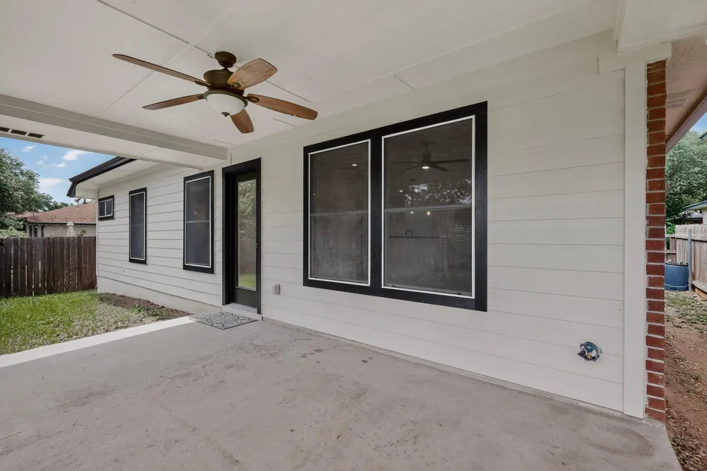 4628 Hoffman Drive Austin TX 78749
