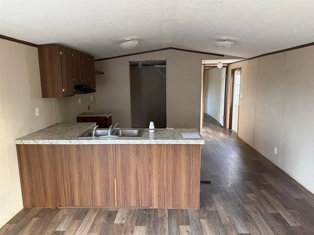 309 Oak Arbor Trail Del Valle TX 78617