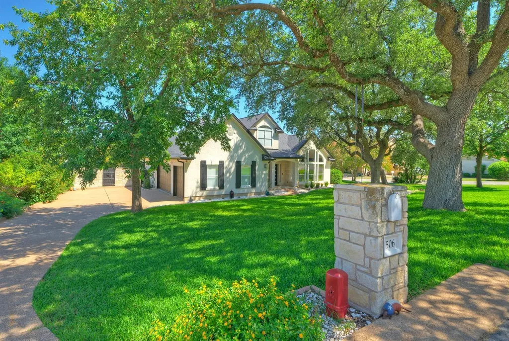 506 Tartan Street Austin TX 78734