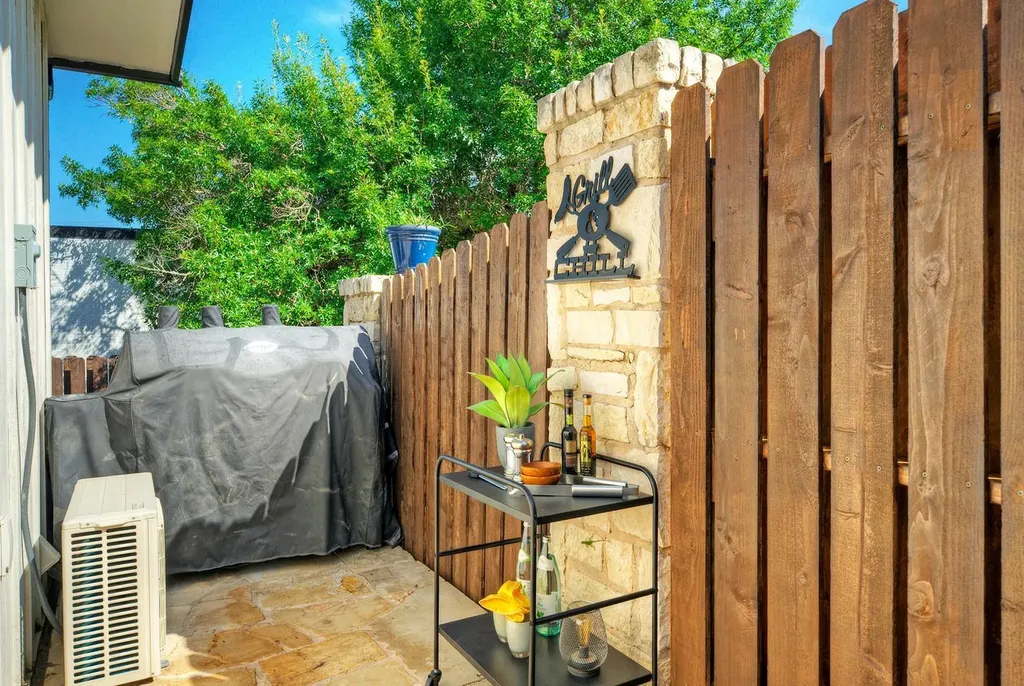 506 Tartan Street Austin TX 78734