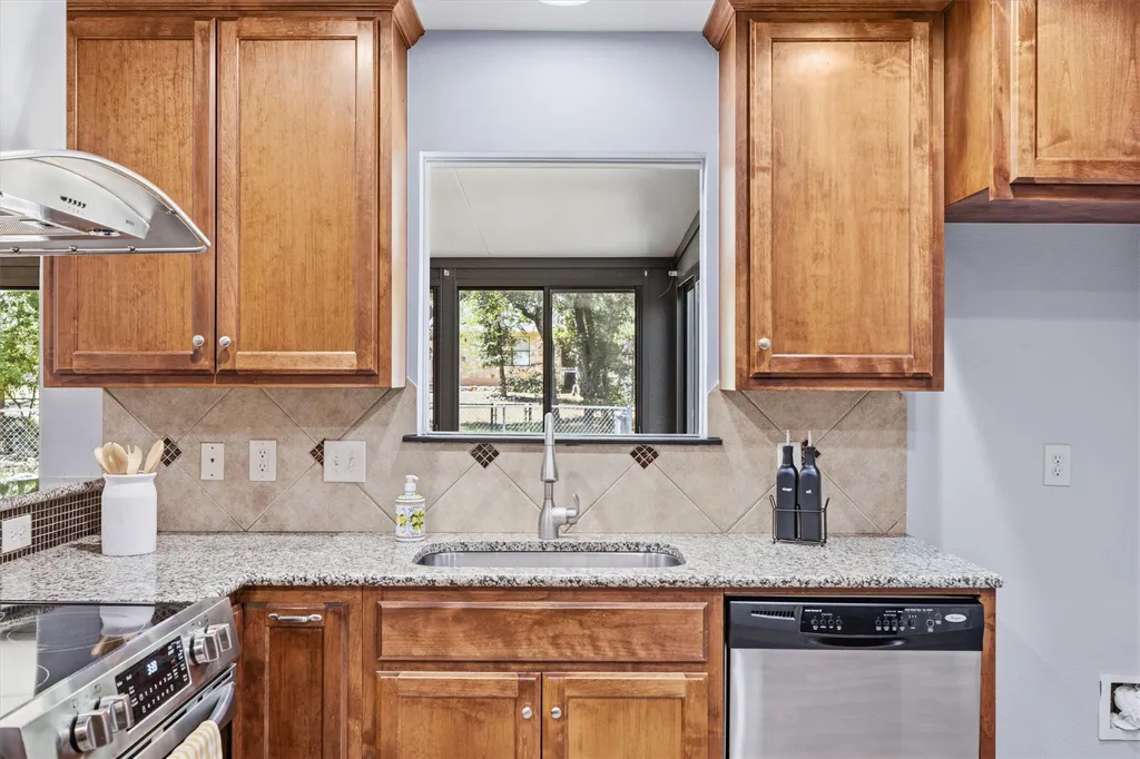 1011 Serenada Drive Georgetown TX 78628