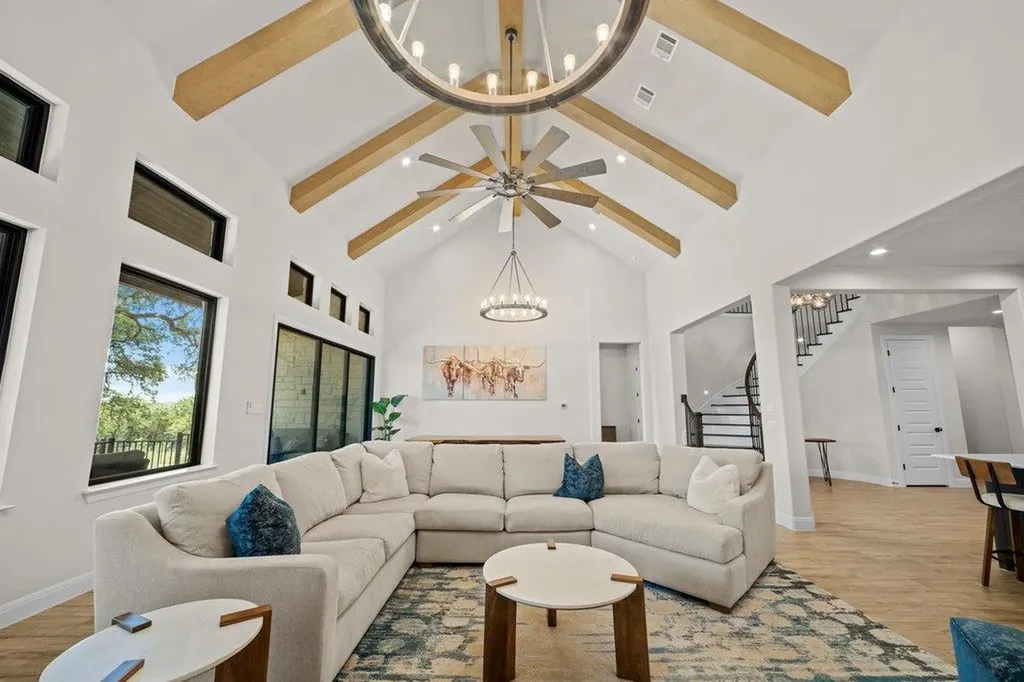 461 Crosswater Lane Dripping Springs TX 78620