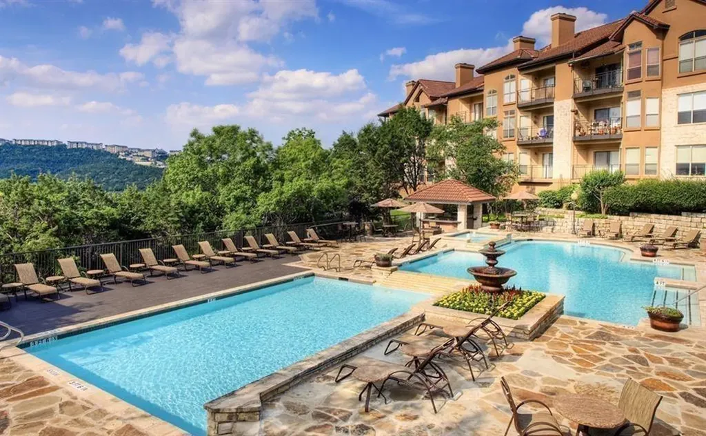6000 Shepherd Mountain Cove Austin TX 78730