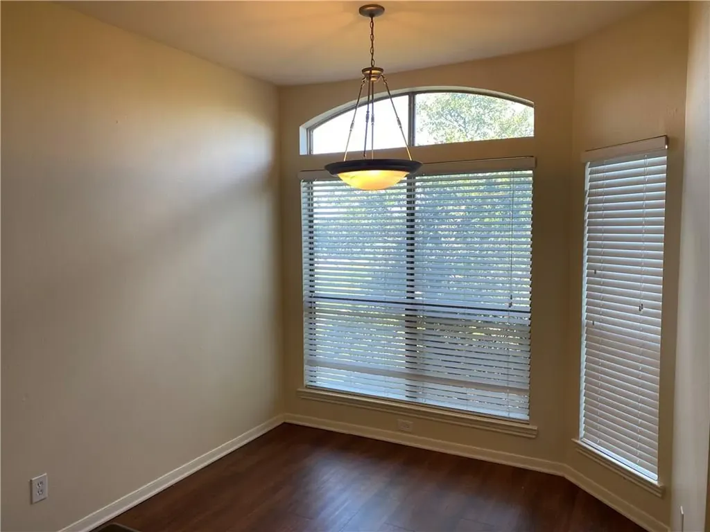 6000 Shepherd Mountain Cove Austin TX 78730