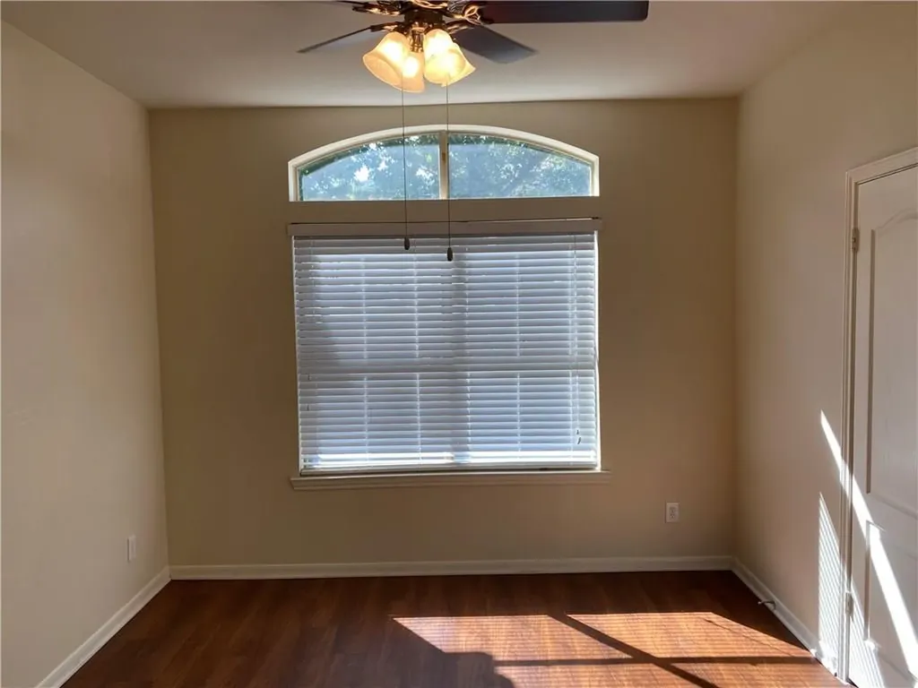 6000 Shepherd Mountain Cove Austin TX 78730