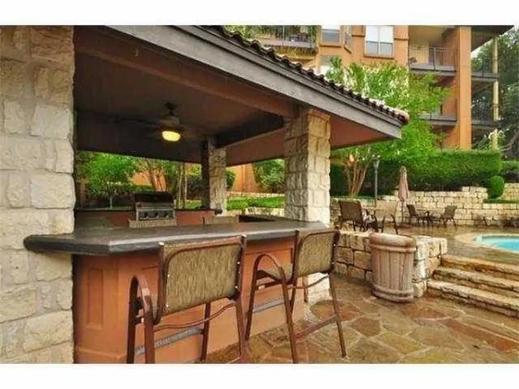 6000 Shepherd Mountain Cove Austin TX 78730