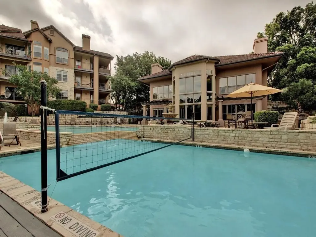 6000 Shepherd Mountain Cove Austin TX 78730