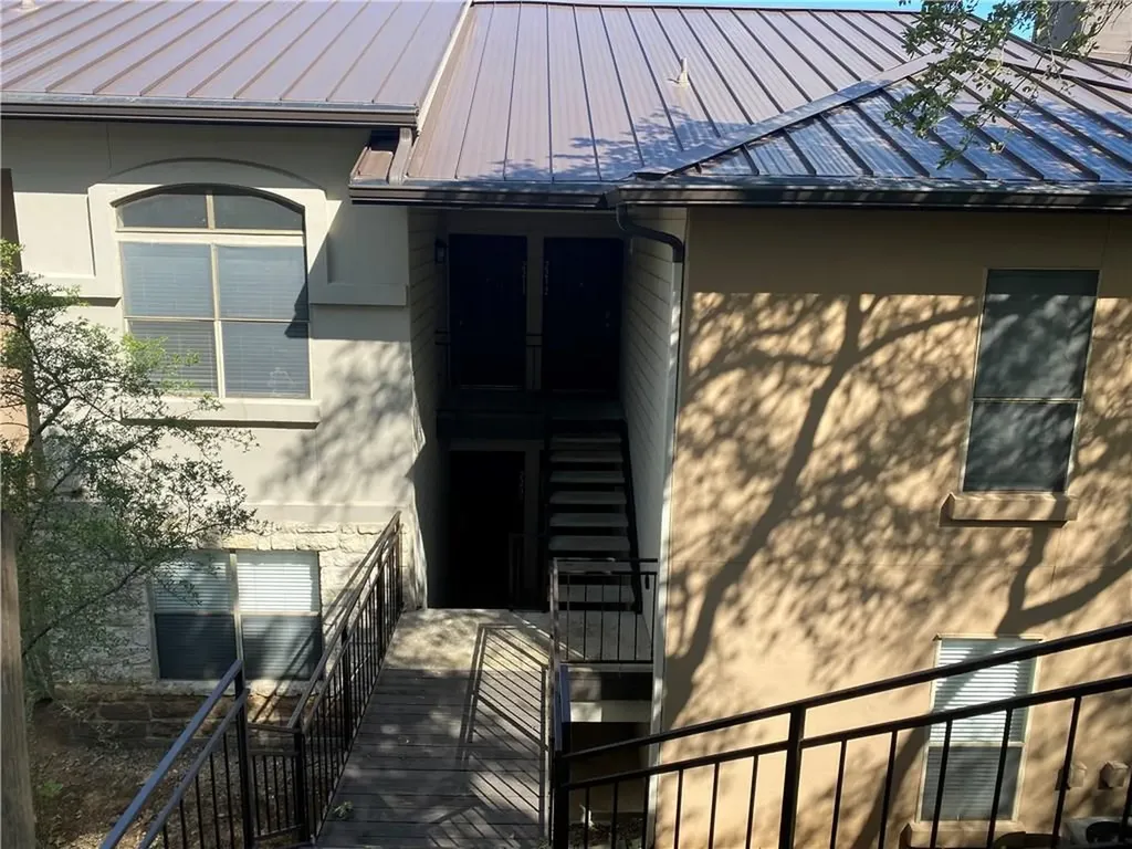 6000 Shepherd Mountain Cove Austin TX 78730