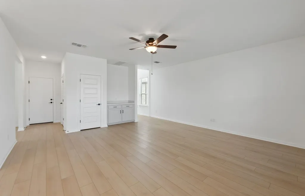 405 Foresail Road Leander TX 78641