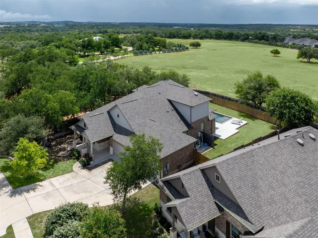 689 Pink Granite Boulevard Dripping Springs TX 78620