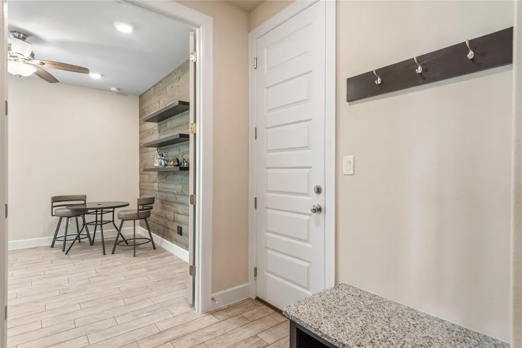 689 Pink Granite Boulevard Dripping Springs TX 78620