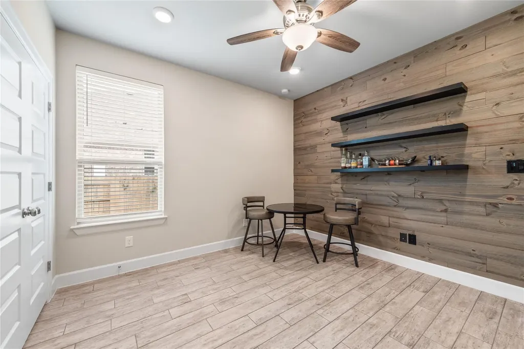 689 Pink Granite Boulevard Dripping Springs TX 78620