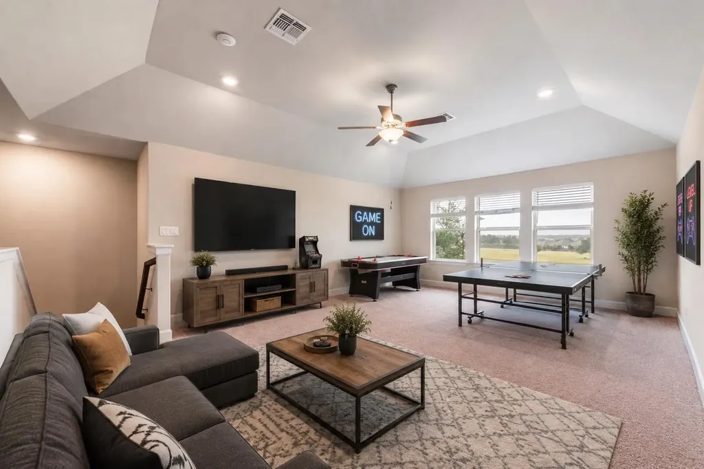 689 Pink Granite Boulevard Dripping Springs TX 78620