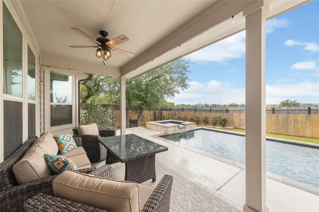 689 Pink Granite Boulevard Dripping Springs TX 78620