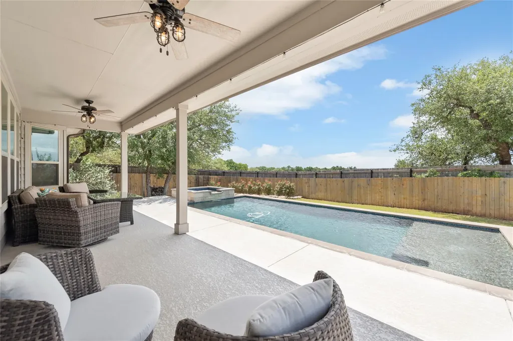 689 Pink Granite Boulevard Dripping Springs TX 78620