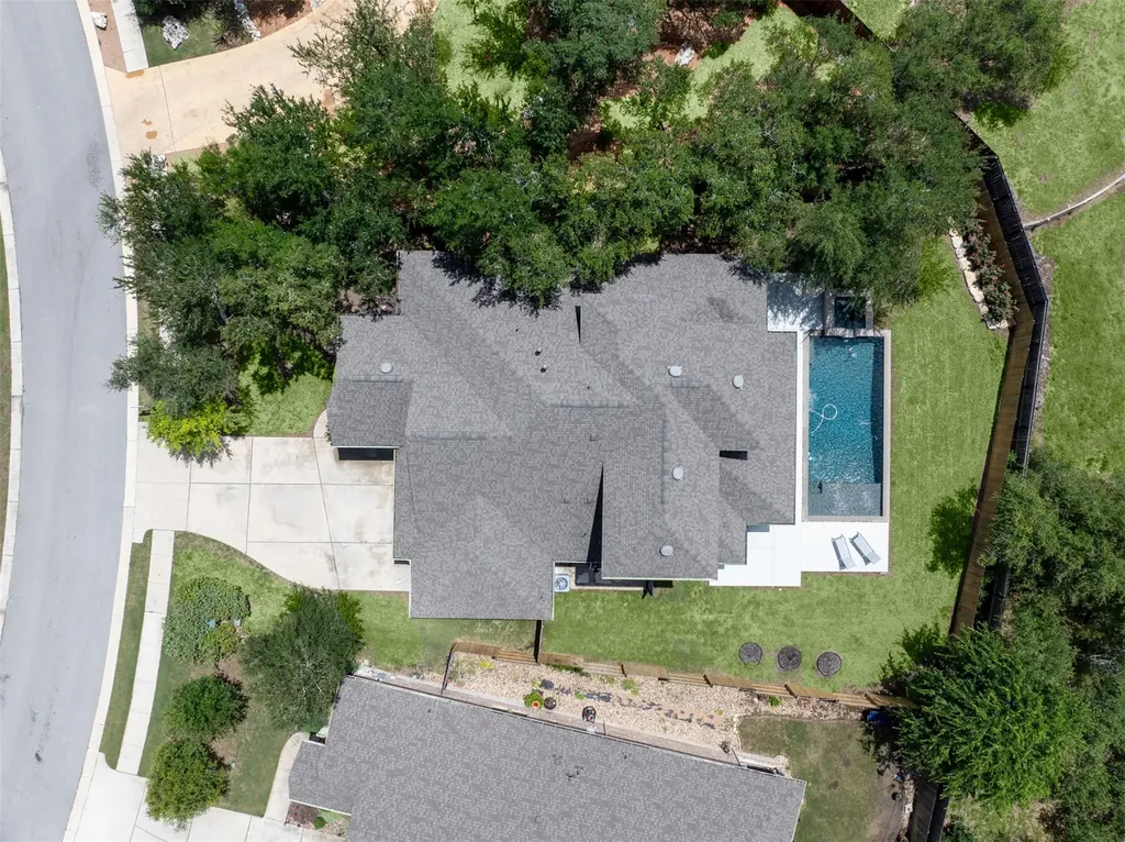 689 Pink Granite Boulevard Dripping Springs TX 78620