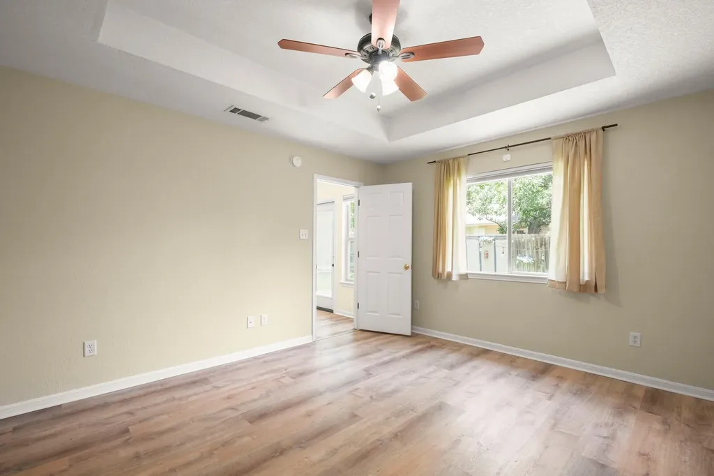 438 Katy Crossing Georgetown TX 78626