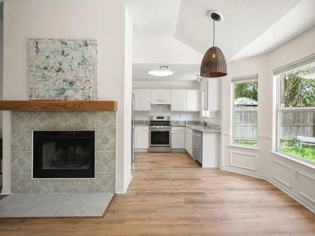 438 Katy Crossing Georgetown TX 78626