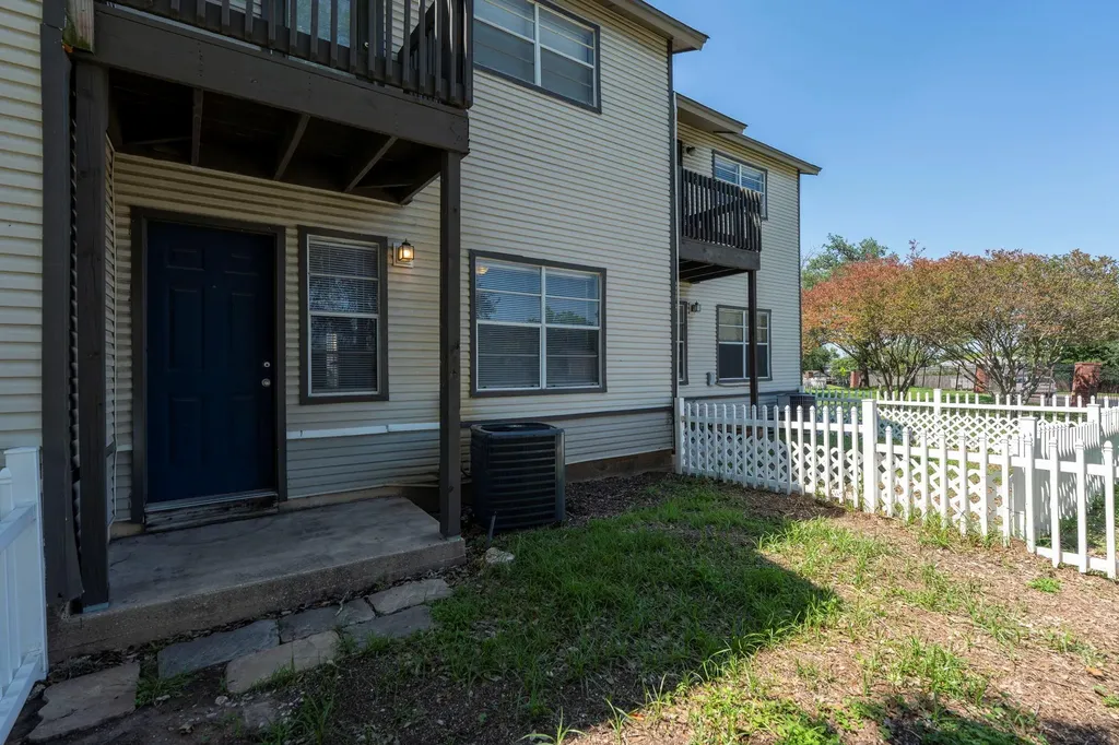 1841 River Crossing Circle Austin TX 78741