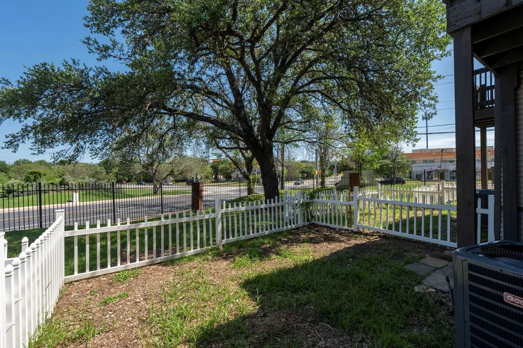 1841 River Crossing Circle Austin TX 78741