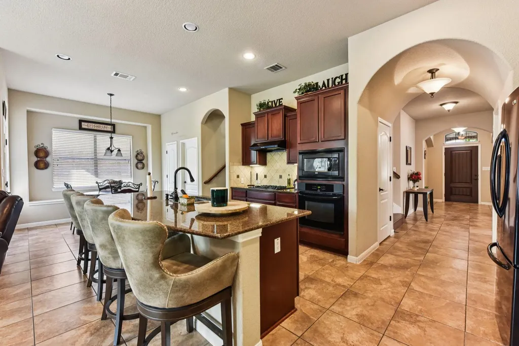 1353 Talley Loop Buda TX 78610