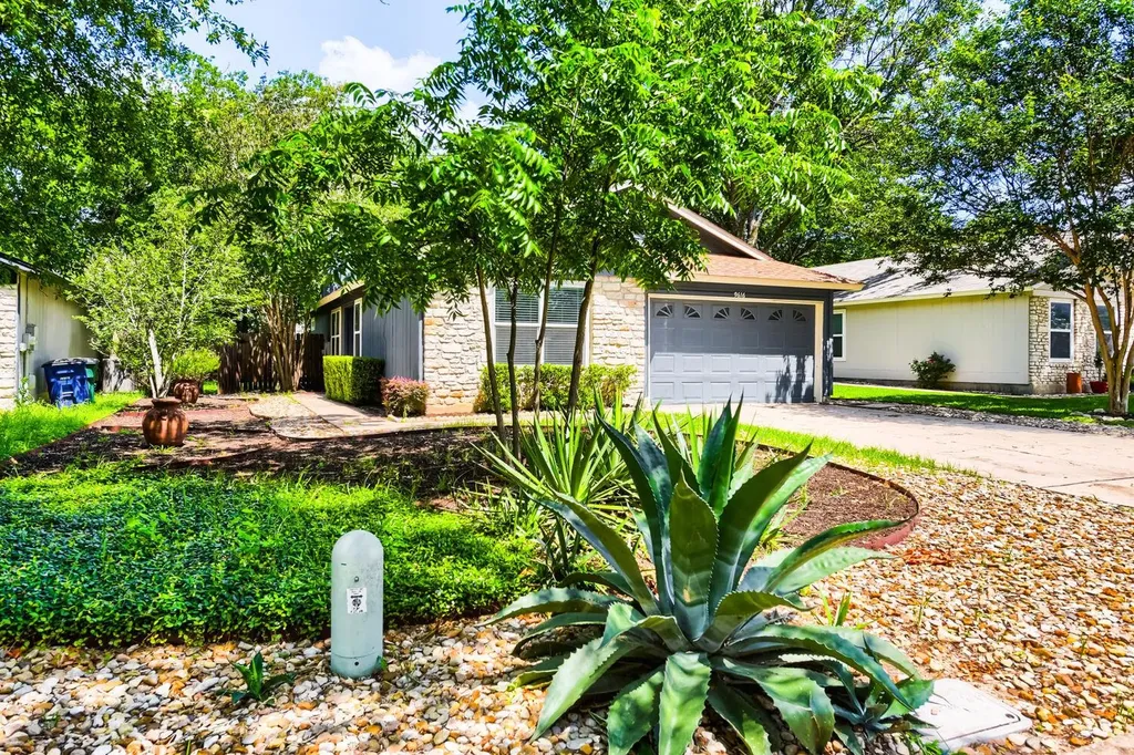 9616 Holly Springs Drive Austin TX 78748
