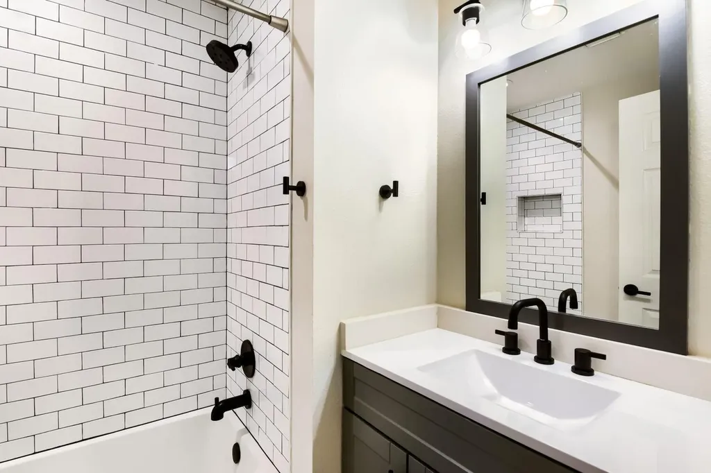 9616 Holly Springs Drive Austin TX 78748