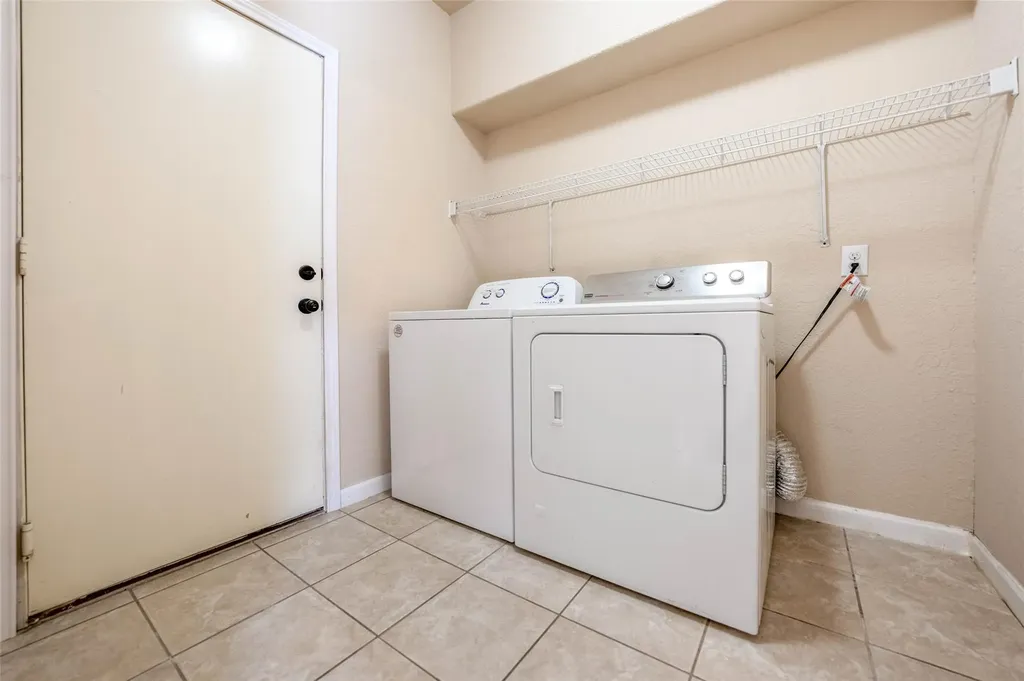8744 Blackvireo Drive Austin TX 78729