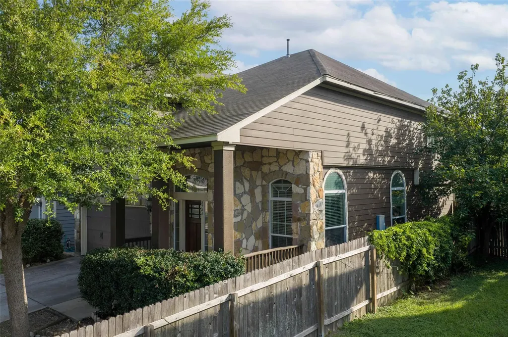 8744 Blackvireo Drive Austin TX 78729