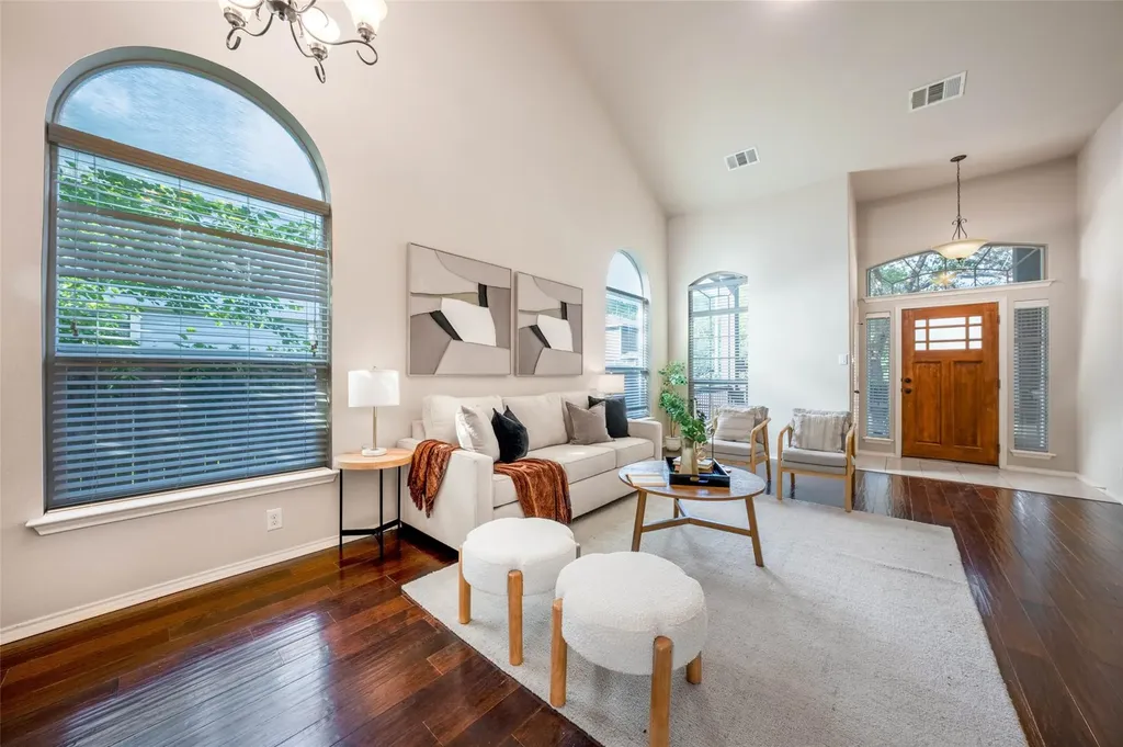 8744 Blackvireo Drive Austin TX 78729