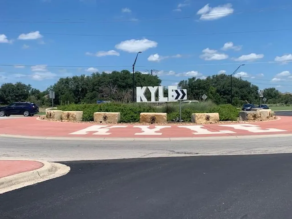 1501 N Burleson Street Kyle TX 78640