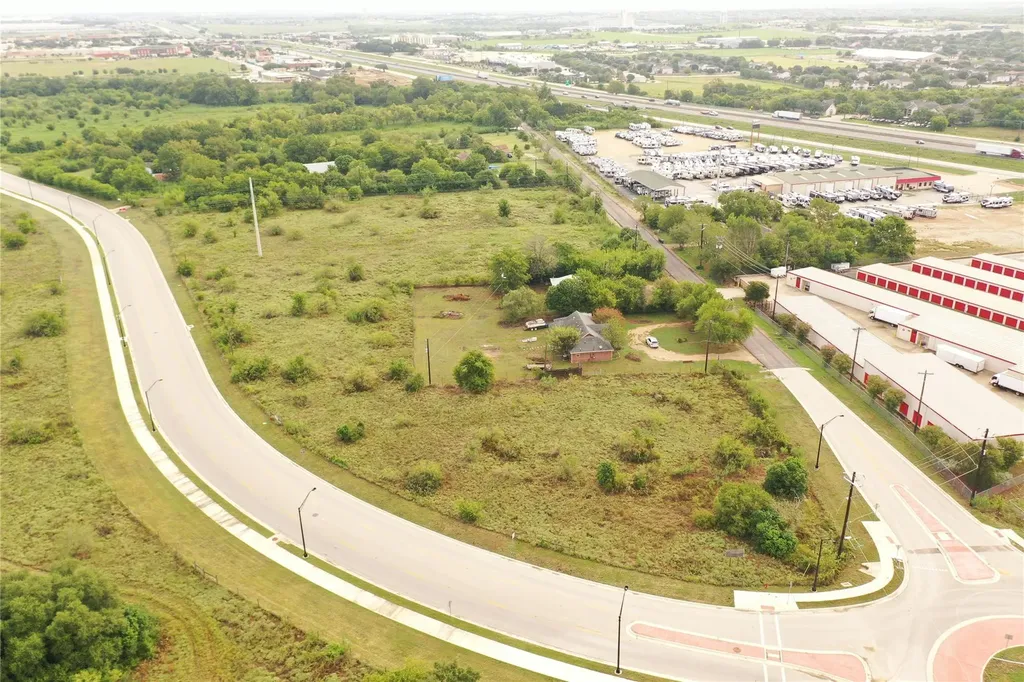 1501 N Burleson Street Kyle TX 78640