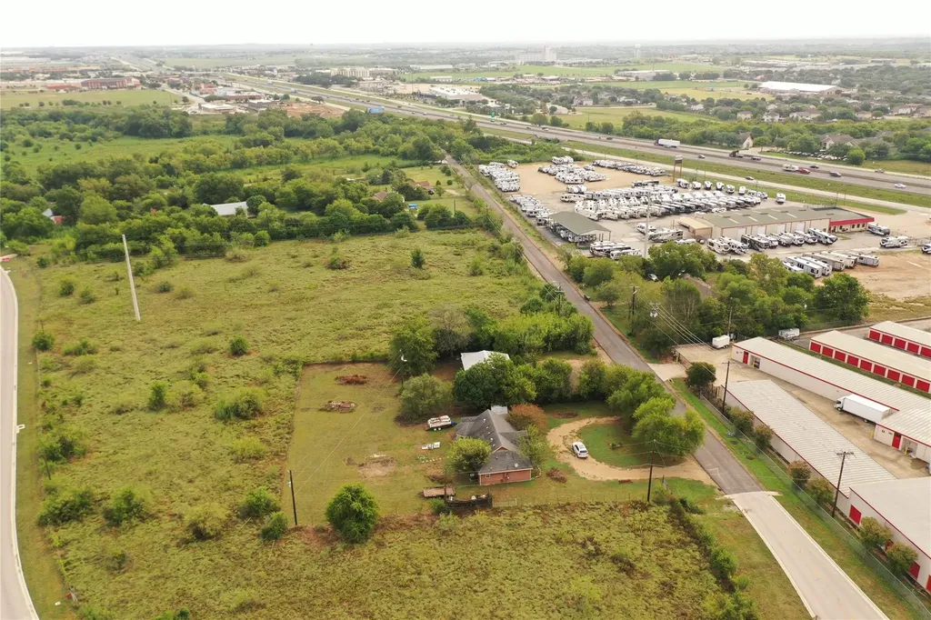 1501 N Burleson Street Kyle TX 78640