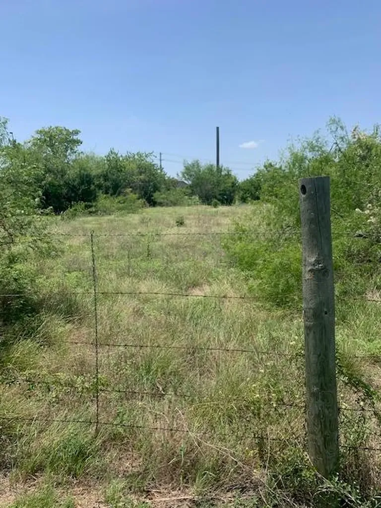 1501 N Burleson Street Kyle TX 78640