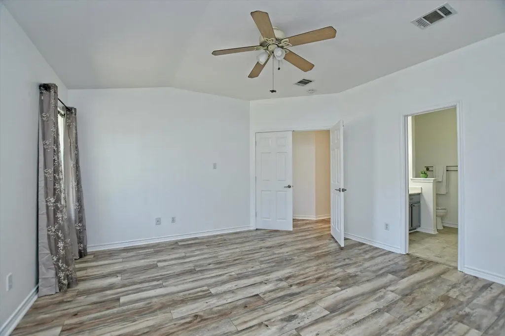 2305 Vernell Way Round Rock TX 78664