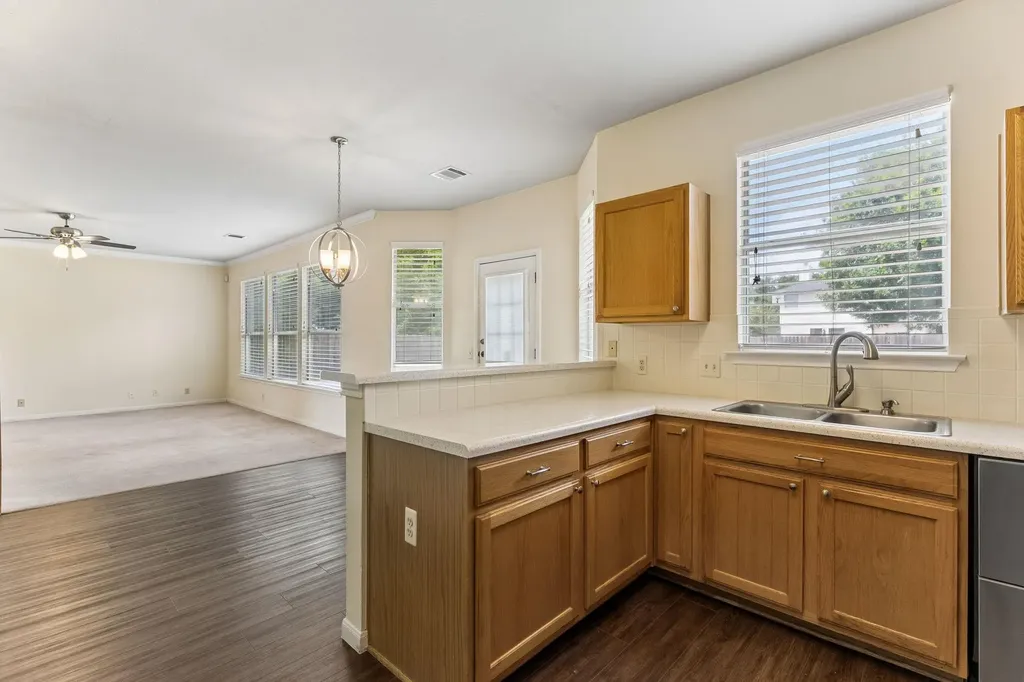 16816 Cranston Drive Round Rock TX 78664