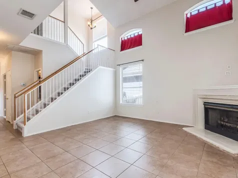 5814 Negley Kyle TX 78640