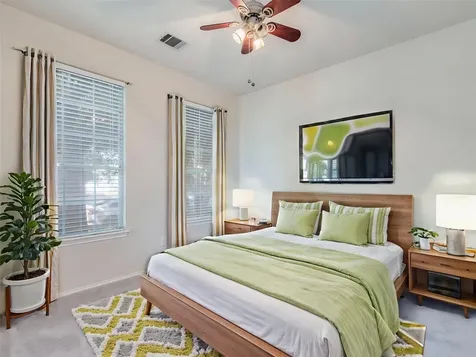 5814 Negley Kyle TX 78640