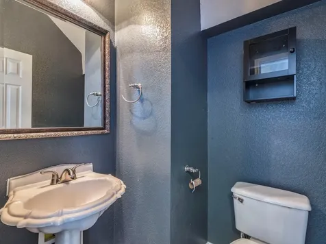 5814 Negley Kyle TX 78640
