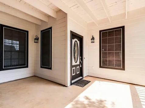 5814 Negley Kyle TX 78640