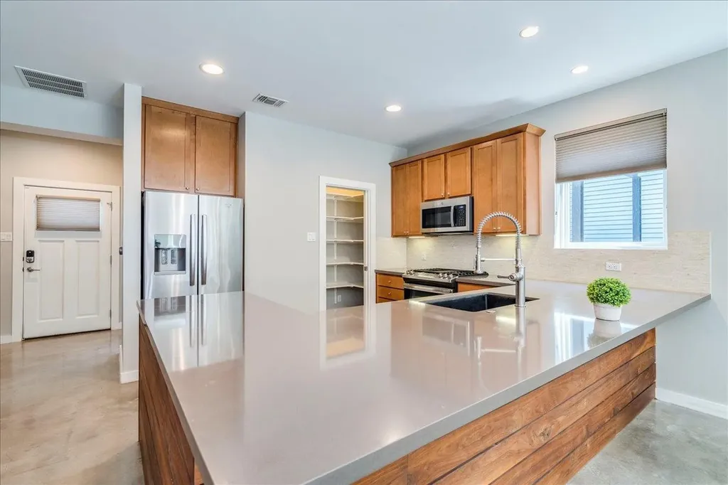 3505 Villa Court Austin TX 78704