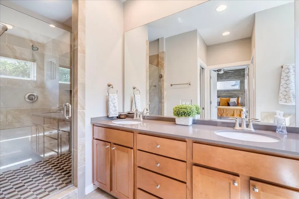3505 Villa Court Austin TX 78704