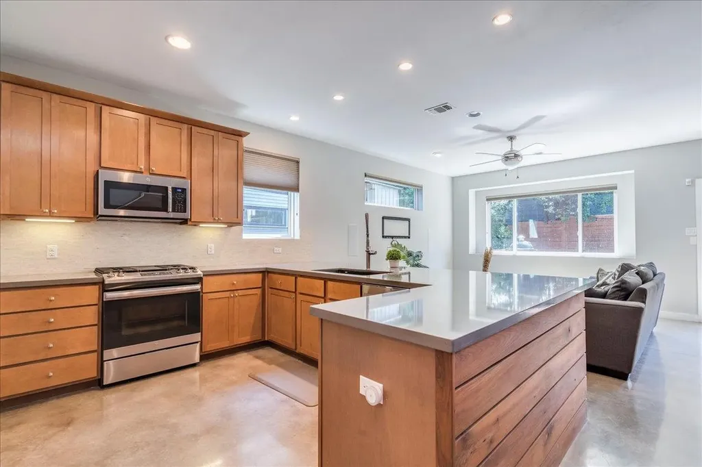 3505 Villa Court Austin TX 78704
