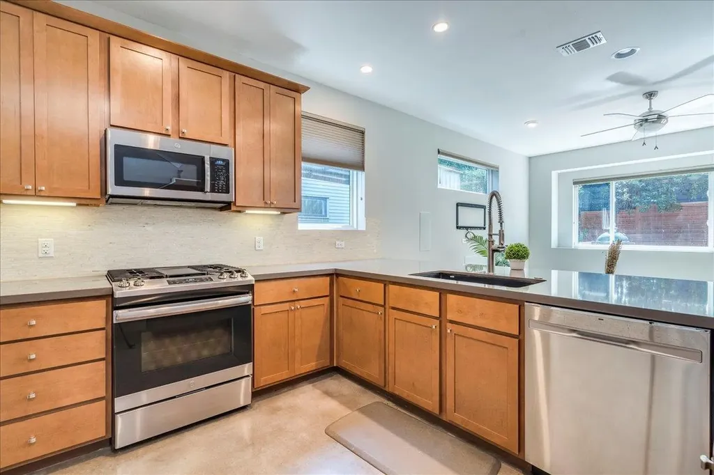 3505 Villa Court Austin TX 78704