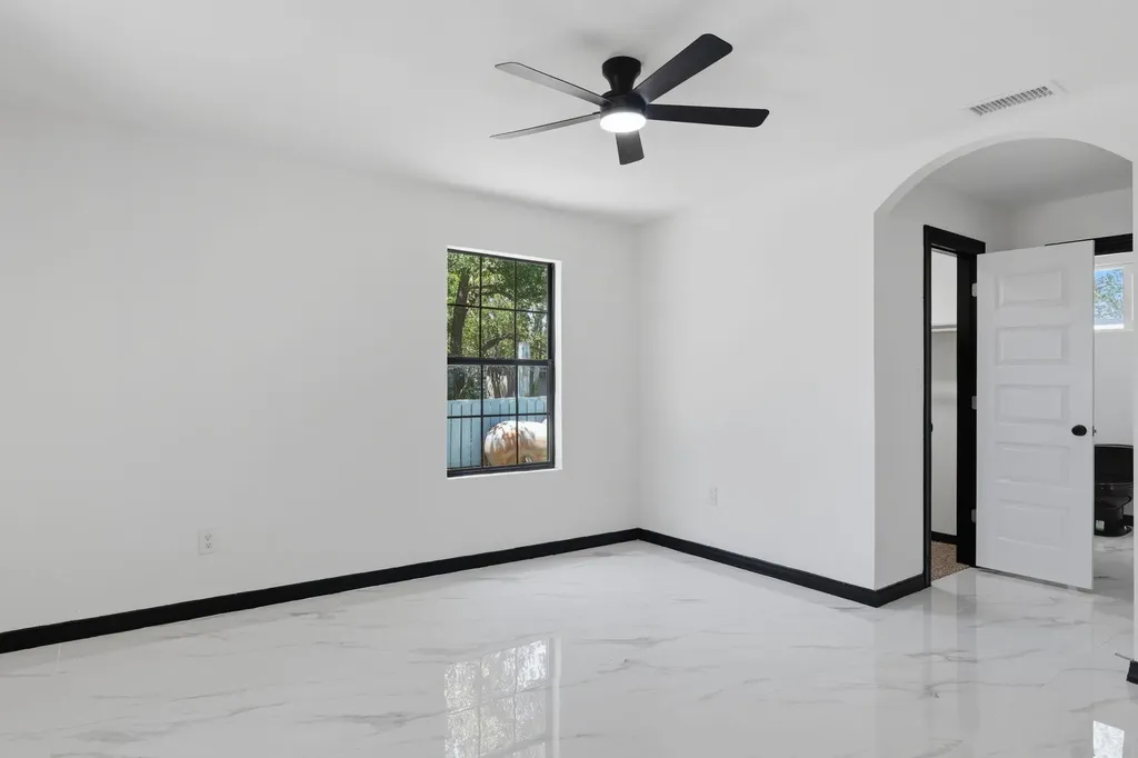 143 Stony Point Drive Del Valle TX 78617